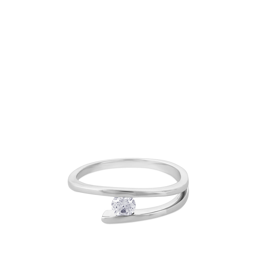 Solitario "Alice" de oro blanco con diamante talla brillante de 0.18 quilates