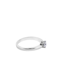 Solitario "Annabella" de oro blanco con diamante talla brillante de 0.31 quilates