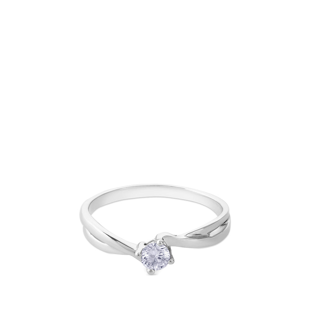 Solitario "Catalina" de oro blanco con diamante en montura envolvente 0.18 quilates