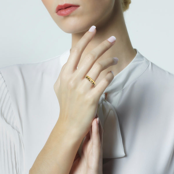 sortija_link_oro_amarillo_imagen_modelo_Chocrón_Joyeros