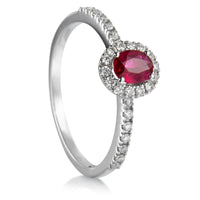 sortija_caramelo_oro_blanco_rubi_orla_montura_diamantes_vista_vertical_Chocron_Joyeros