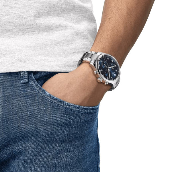 tissot_chorono_xl_classic_azul_vista_modelo_T1166171104701_chocron_joyeros