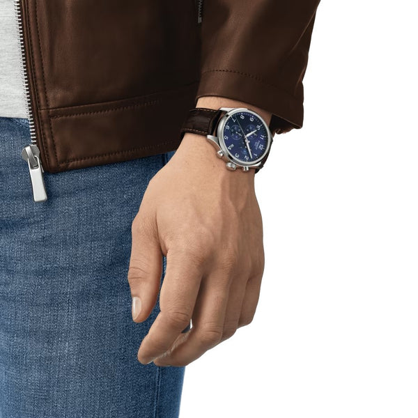 tissot_chorono_xl_classic_azul_vista_modelo_T1166171604700_chocron_joyeros