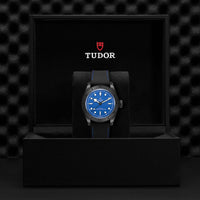 tudor-black-bay-ceramic-esfera-azul-41mm-vista-caja-79210cnu-0007