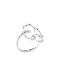 Sortija silueta "Clover" de oro blanco y diamantes