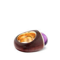 Sortija de madera burdeos y oro rosa con amatista