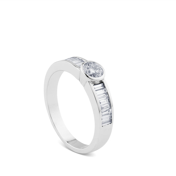 anillo compromiso "Fabiola" oro blanco con baguetes y diamante cetral_J3056SB_Chocrón Joyeros