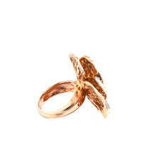 Sortija de oro rosa con flor grande de pavé de diamantes
