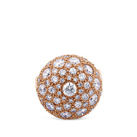 Sortija de oro rosa con semicírculo de diamantes