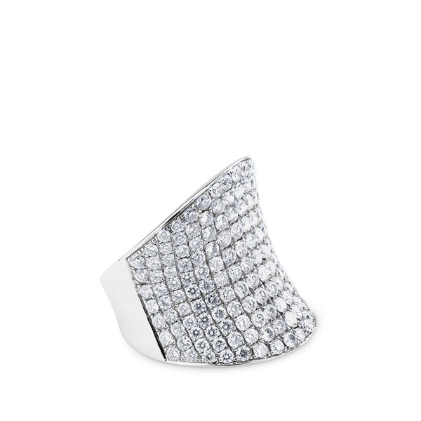 Sortija super ancha de oro blanco con pavé de diamantes