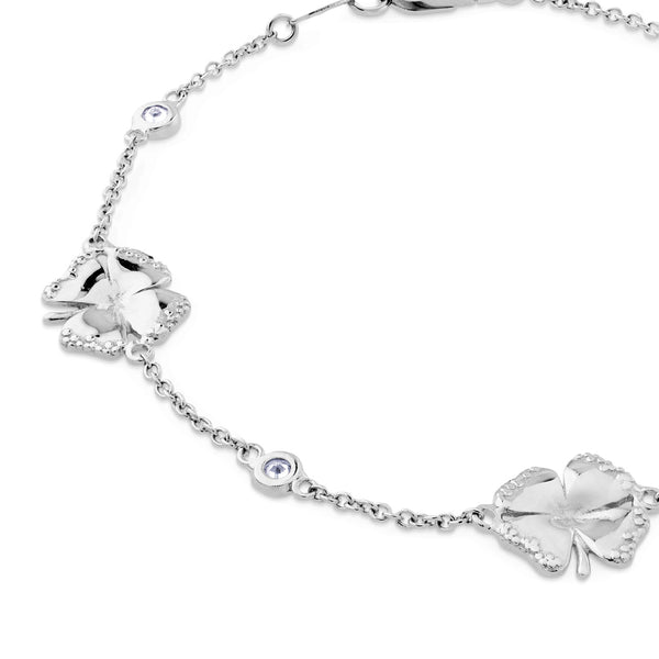 Pulsera articulada "Clover" de oro blanco con diamantes