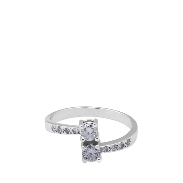 Sortija "tu y yo" de oro blanco con dos diamantes en vertical y pavé de diamantes
