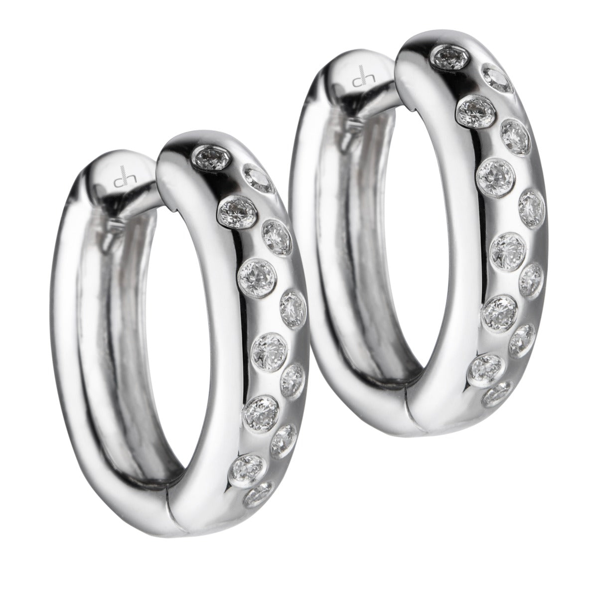 Aros pequeños de oro blanco con diamantes