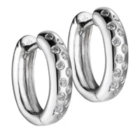 Aros pequeños de oro blanco con diamantes