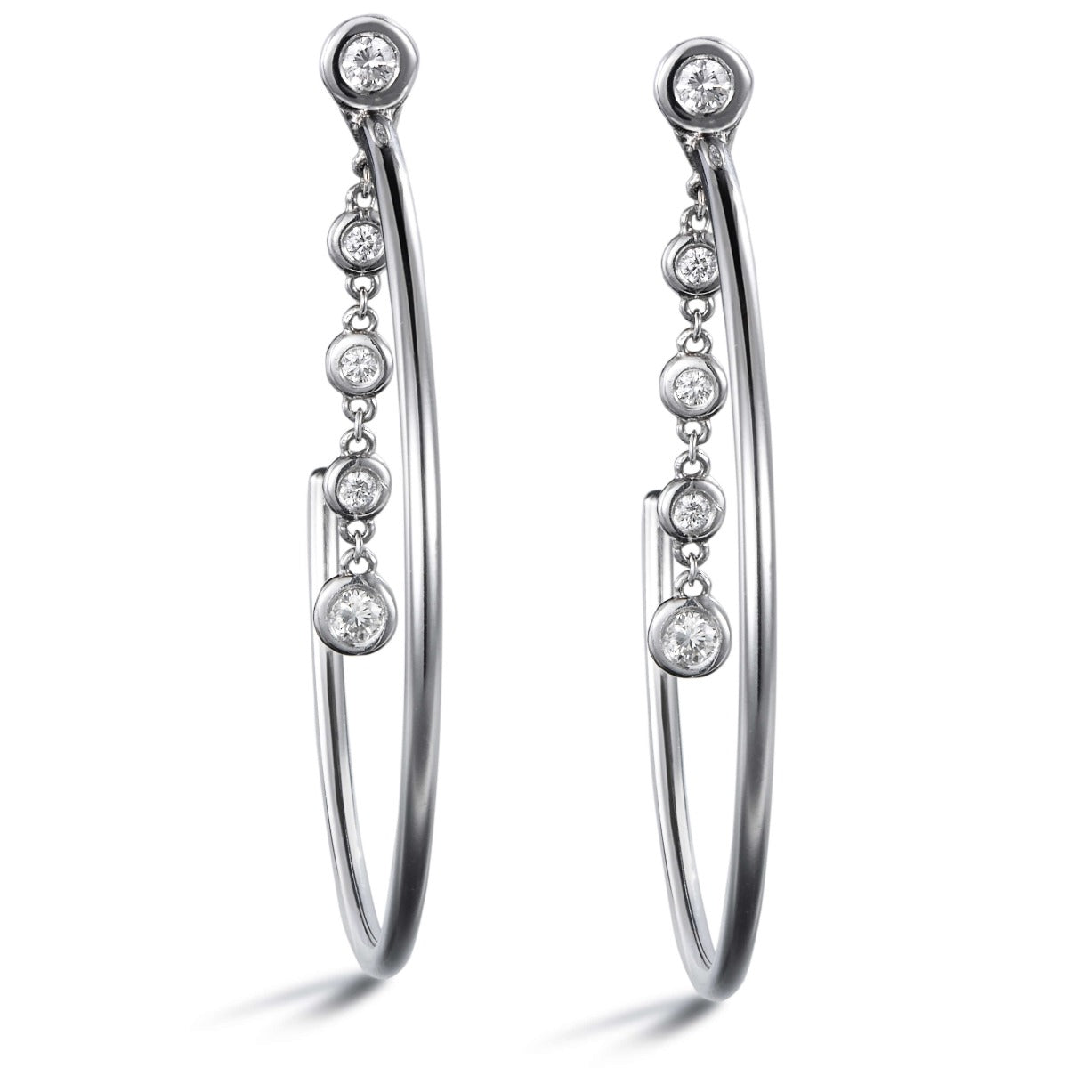 Aros_grandes_shiny_drops_oro_blanco_cadena_diamantes_chaton Ref J5302PB_Chocrón Joyeros