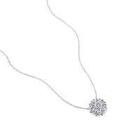Colgante de oro blanco con flor de diamantes