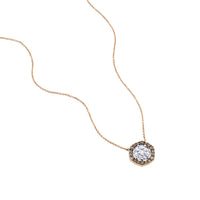 Colgante de oro rosa con flor de diamantes y orla de diamantes brown