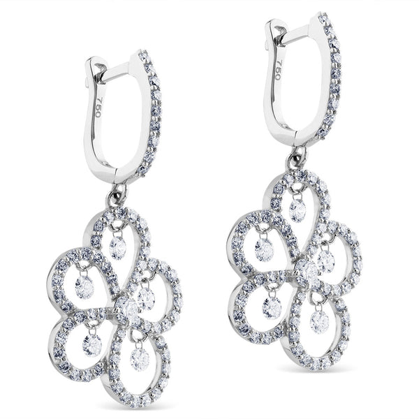 Pendientes largos de oro blanco con flor de lágrimas de pavé de diamantes y diamantes al aire