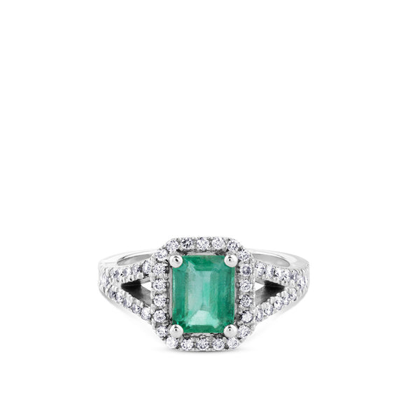 Sortija "Royal Trilogy" de oro blanco con esmeralda y orla de pavé de diamantes