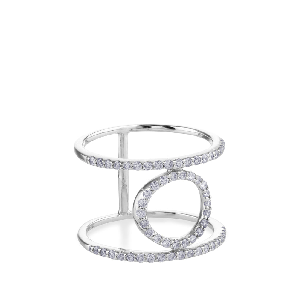 Sortija GeometriCh con círculo de oro blanco con pavé de diamantes