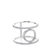 Sortija GeometriCh con círculo de oro blanco con pavé de diamantes