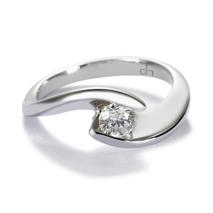 Anillo-compromiso-solitario-oro-blanco-diamantes |Ref J5010SB|Chocrón Joyeros