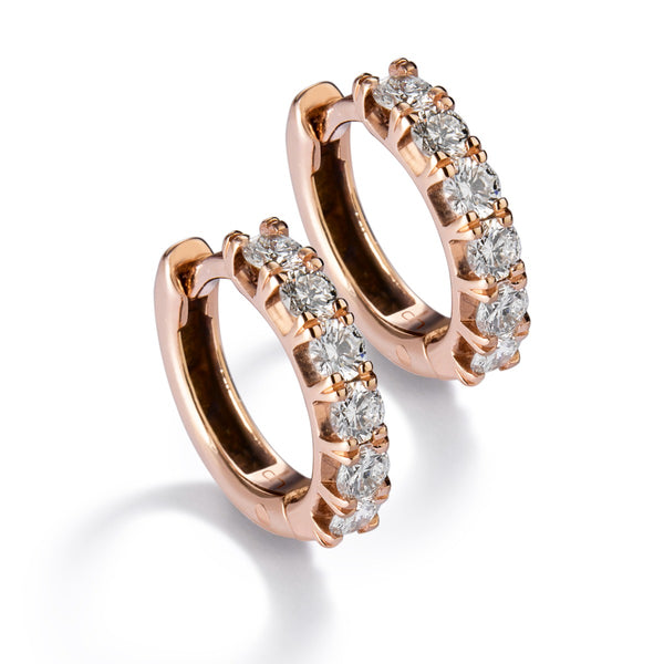 Pendientes de aro pequeños de oro rosa con diamantes en garra 0.48 quilates