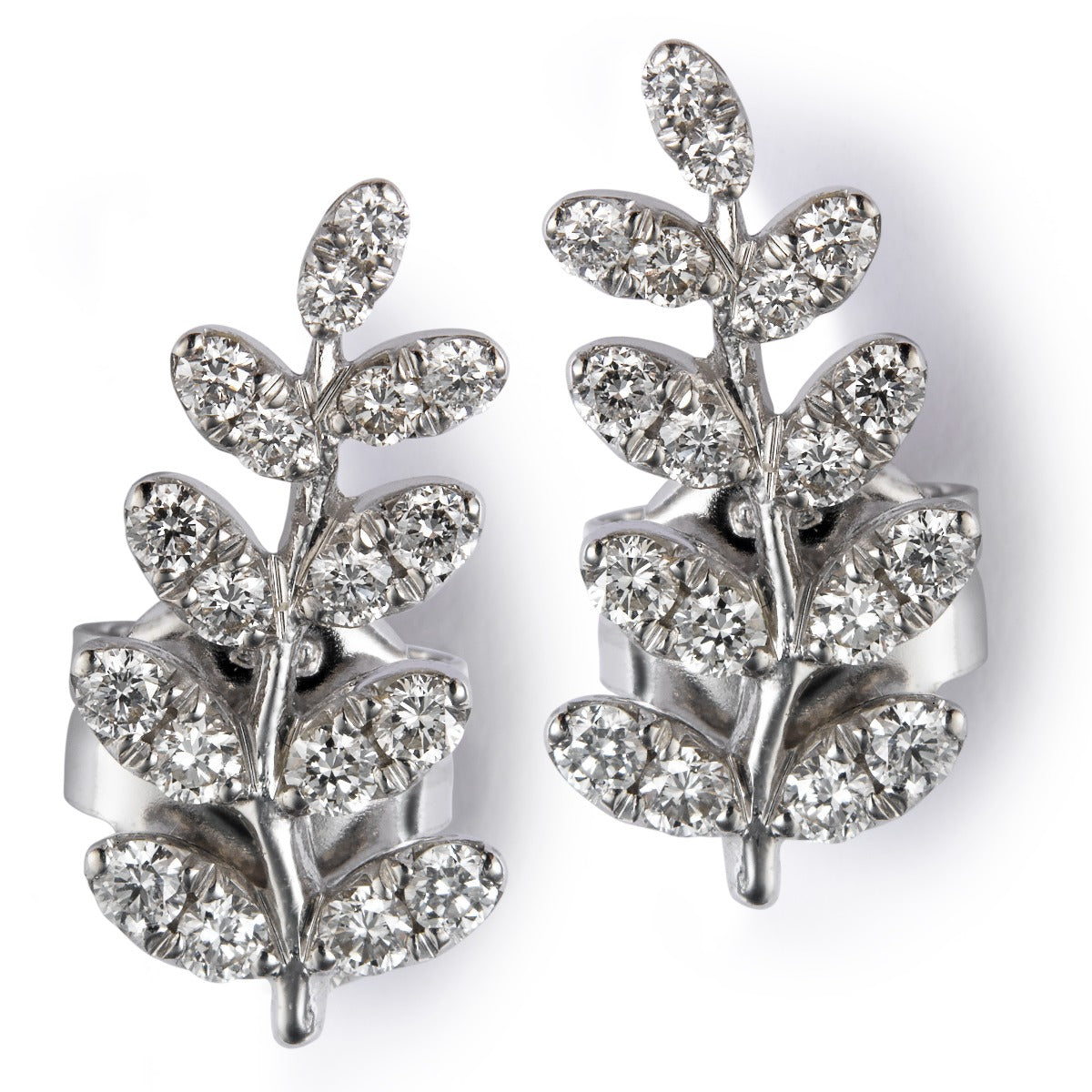 Pendientes-trepadores-oro-blanco-hoja-diamantes - Ref J5107TB_Chocrón Joyeros