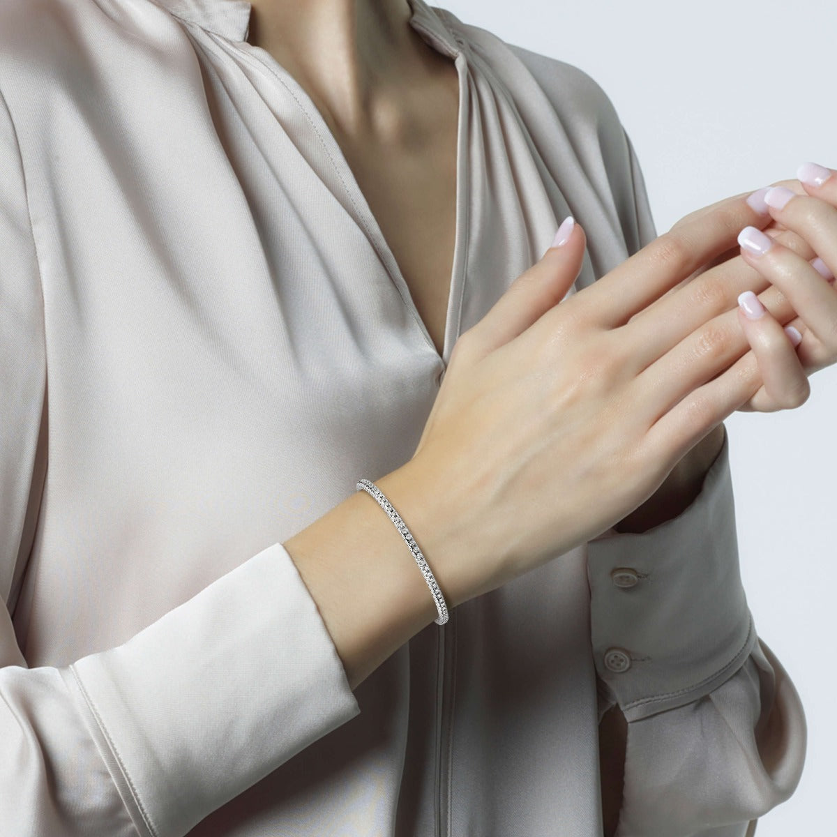 pulsera-riviere-extensible-oro-blanco-diamantes-brillantes - Ref J5141plb Chocrón Joyeros