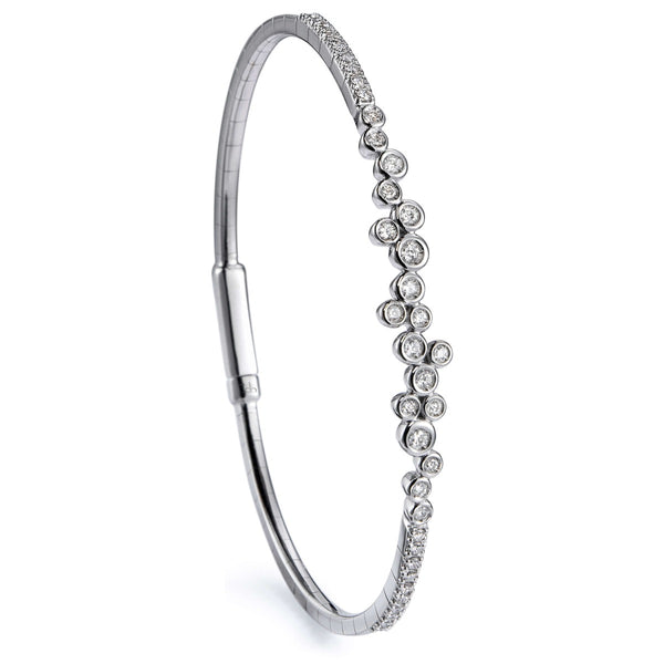 Pulsera_rigida_shiny_drops_oro_blanco_diamantes_chaton_garra Ref J5322PLB_Chocrón Joyeros