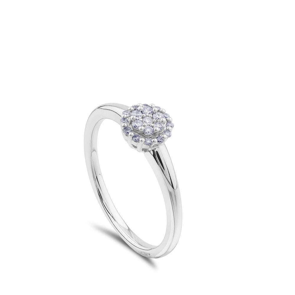 Sortija de oro blanco con círculo de pavé de diamantes de 0,14 quilates