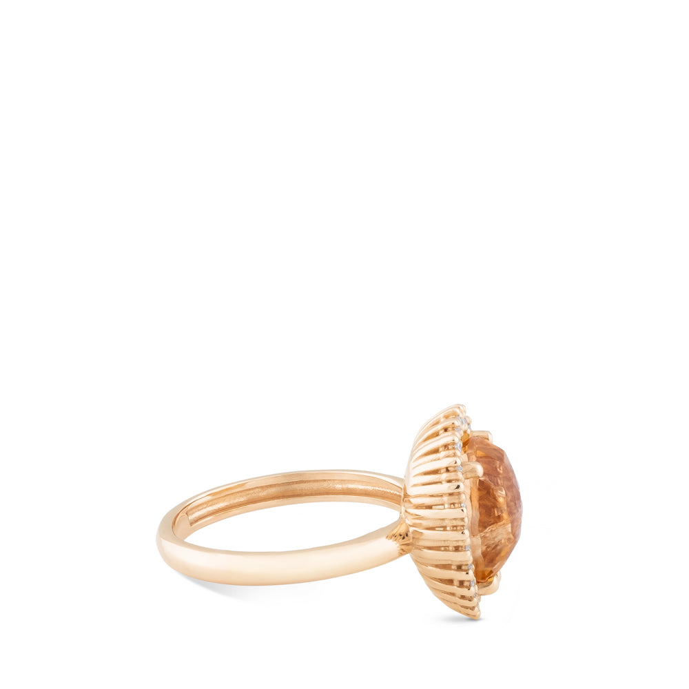 Sortija "Caramelo" de oro rosa con cuarzo citrino talla pera y brillantes