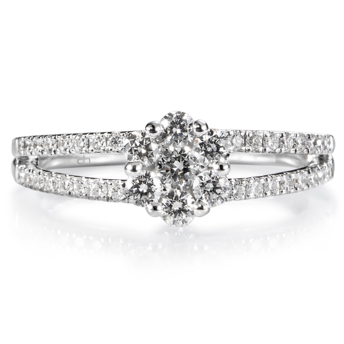 sortija_oro_blanco_roseta_diamantes_engaste_invisible_ - Ref J5683SB_Chocron_Joyeros