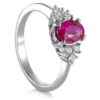 sortija-oro-blanco-rubi-oval-diamantes- Ref J5314SB Chocrón Joyeros