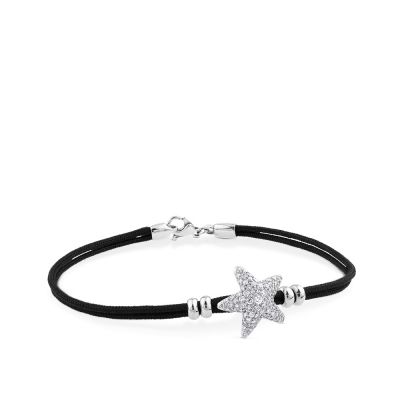 Pulsera de oro blanco y cordón negro con estrella de pavé de diamantes