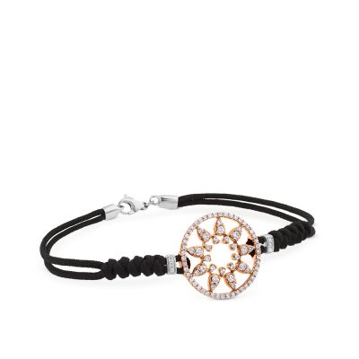 Pulsera de oro rosa y cordón negro con estrella en aro de pavé de diamantes