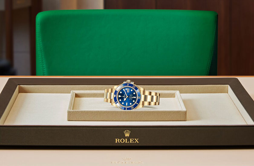 Reloj Rolex Submariner oro amarillo y esfera azul real en Chocrón Joyeros